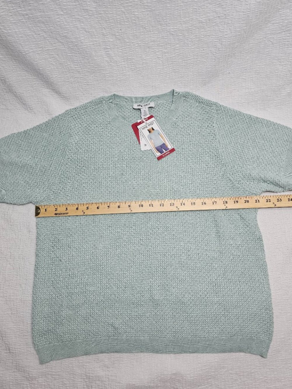 Nine West Women's Soft Spring Sweater Short Sleeve Pullover - Picture 5 of 6